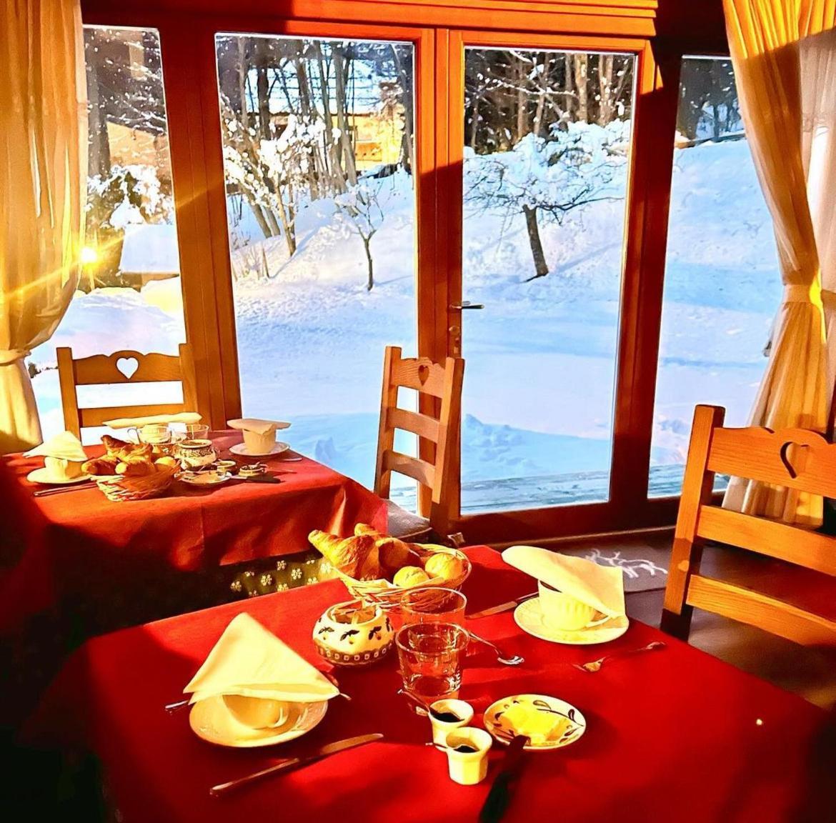 Hotel La Nigritella Bardonecchia Esterno foto
