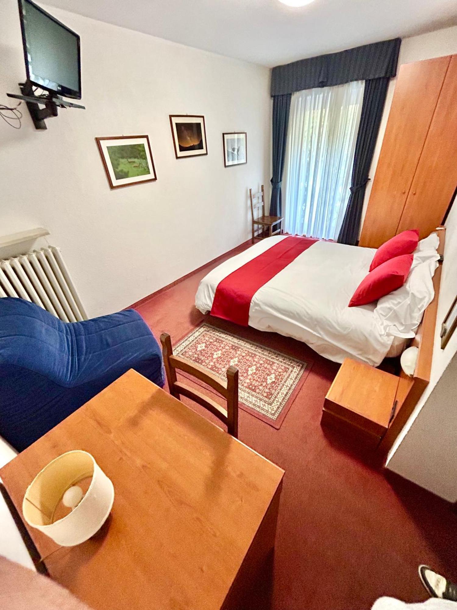 Hotel La Nigritella Bardonecchia Esterno foto
